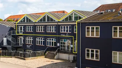 Charmerende kontor med højt til loftet i Ringgade Centret Charmerende kontor med højt til loftet i Ringgade Centret